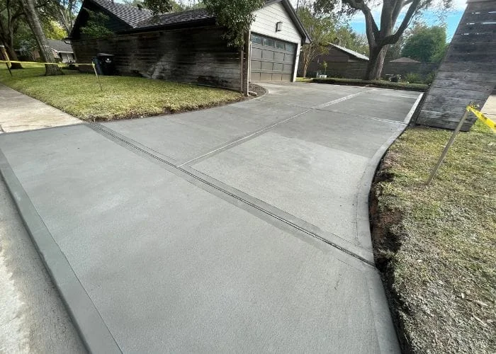 Paver driveway installation in Broward